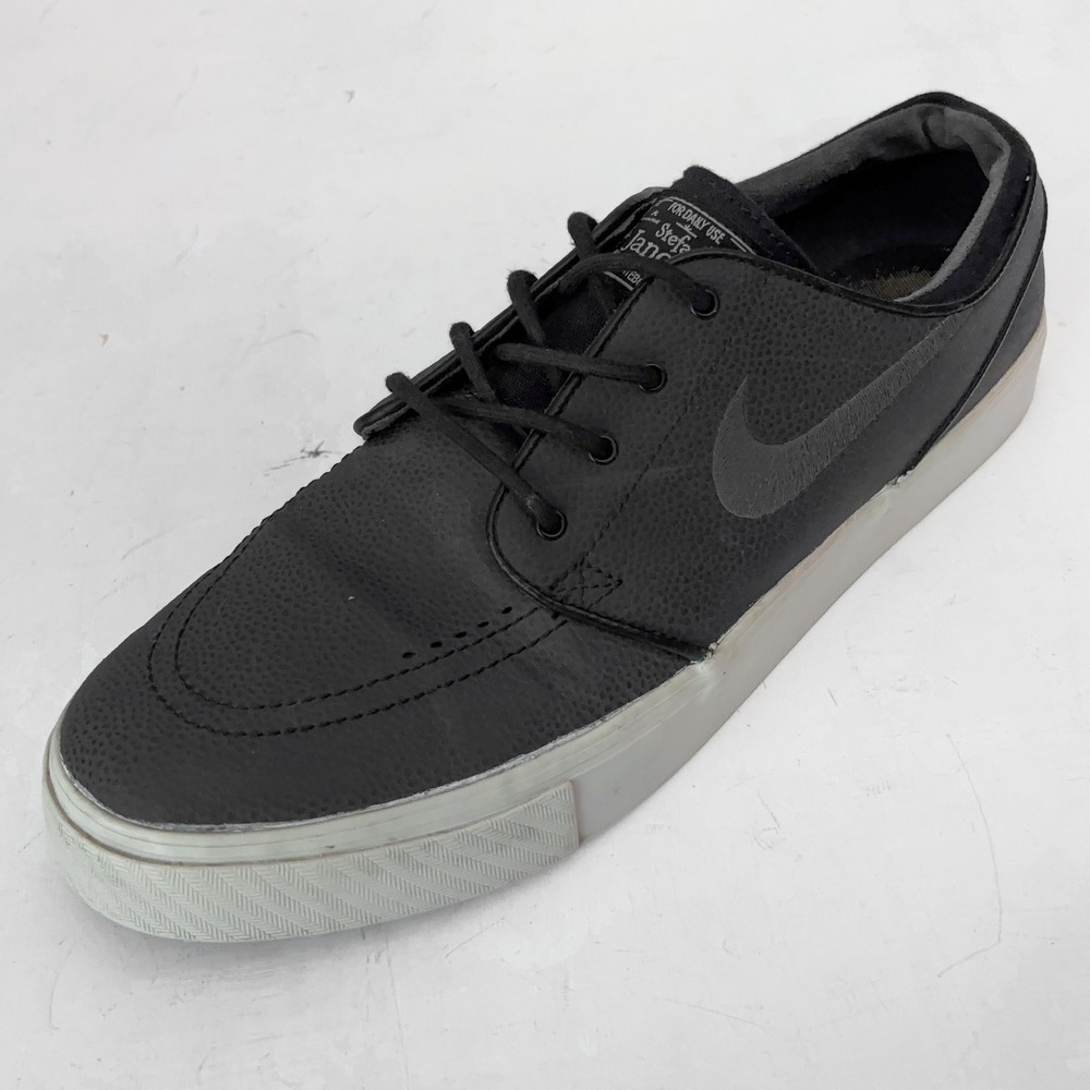 Nike Air SB Stefan Janoski Skatebaord Shoes Mens 11.5 Black Leather Low Top